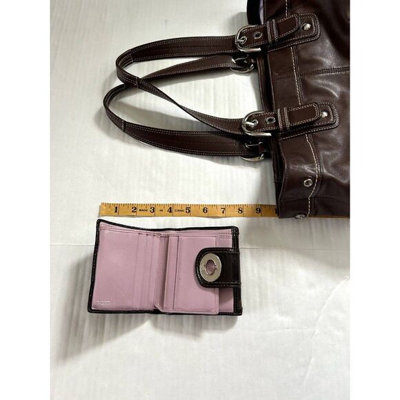 Coach Brown Leather Soho Tote Shoulder Bag and Bifold Signature Wallet Set - Picture 7 of 16